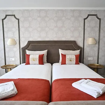 Famous Crows בית הארחה ליסבון