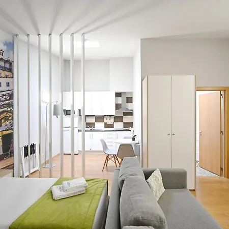 ゲストハウス Famous Crows リスボン