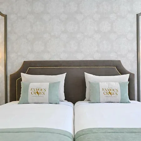 ゲストハウス Famous Crows