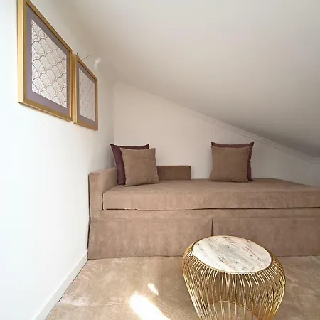 Famous Crows ゲストハウス