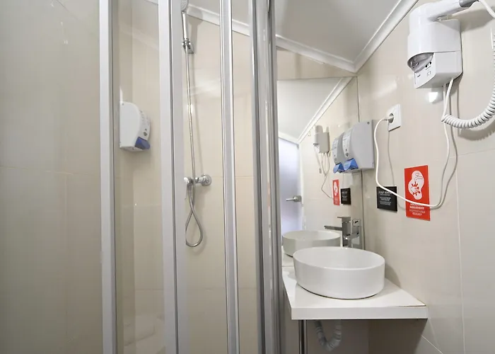 Casa de hóspedes Famous Crows Lisboa